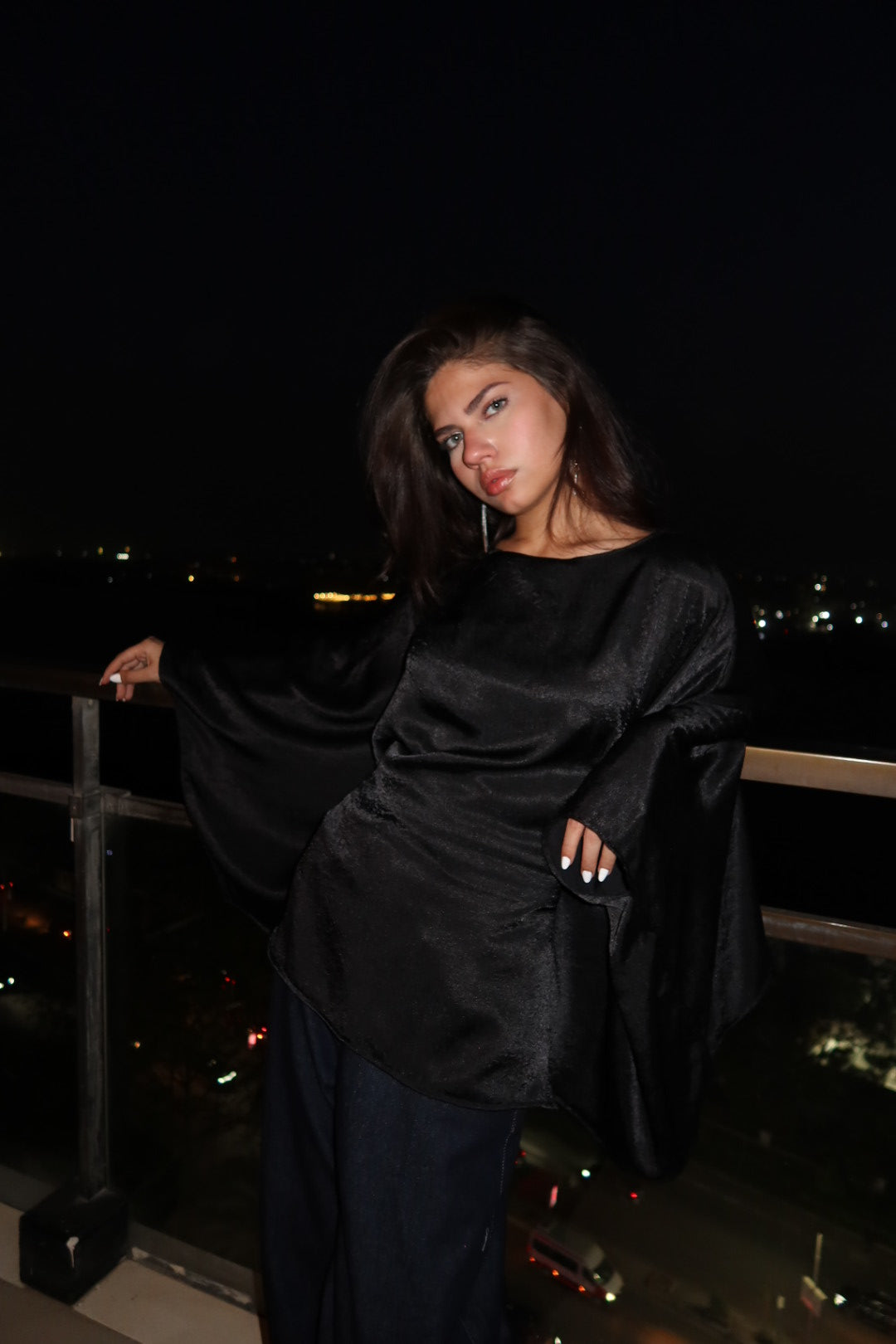 The glossy girl blouse