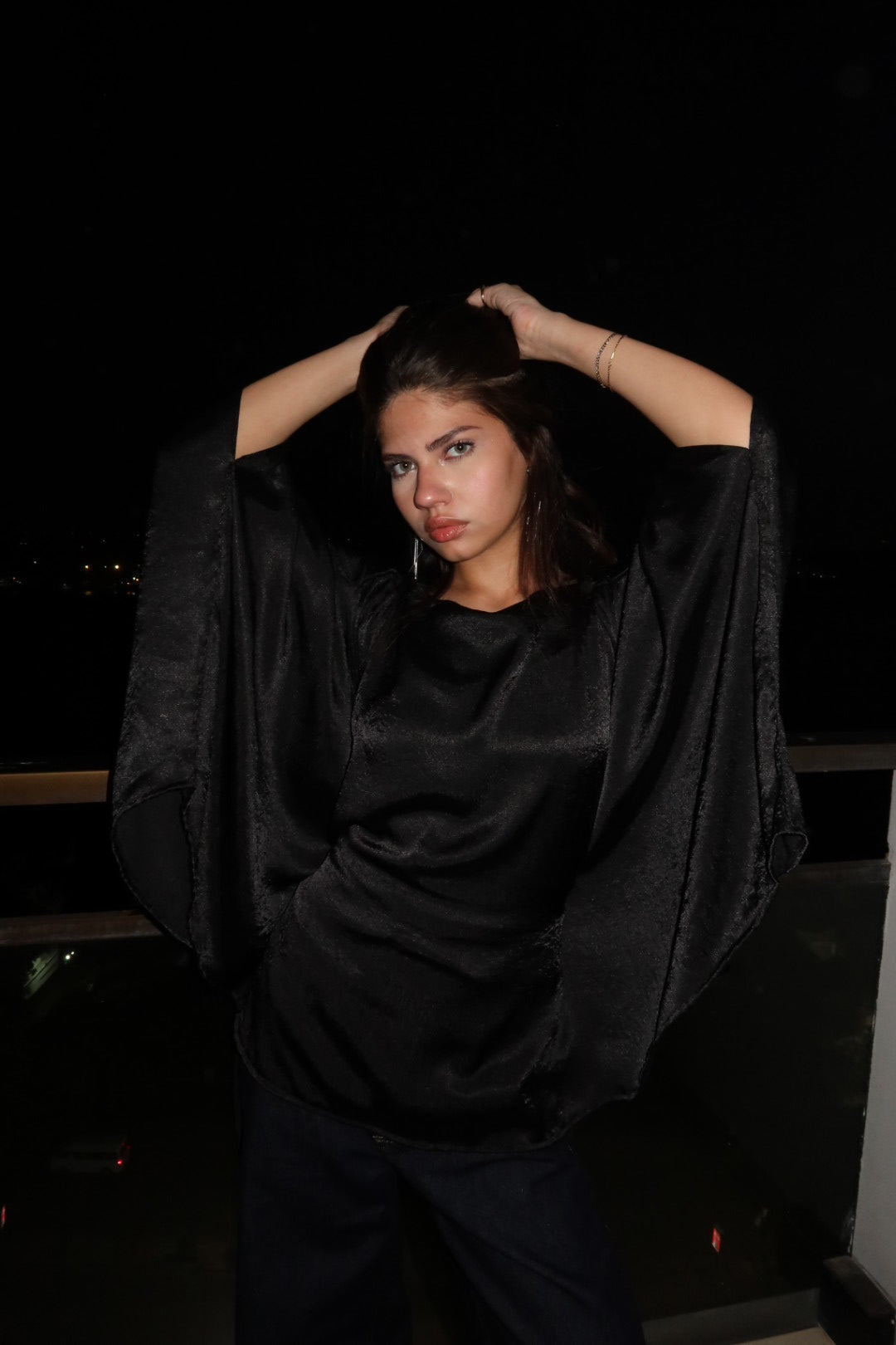 The glossy girl blouse