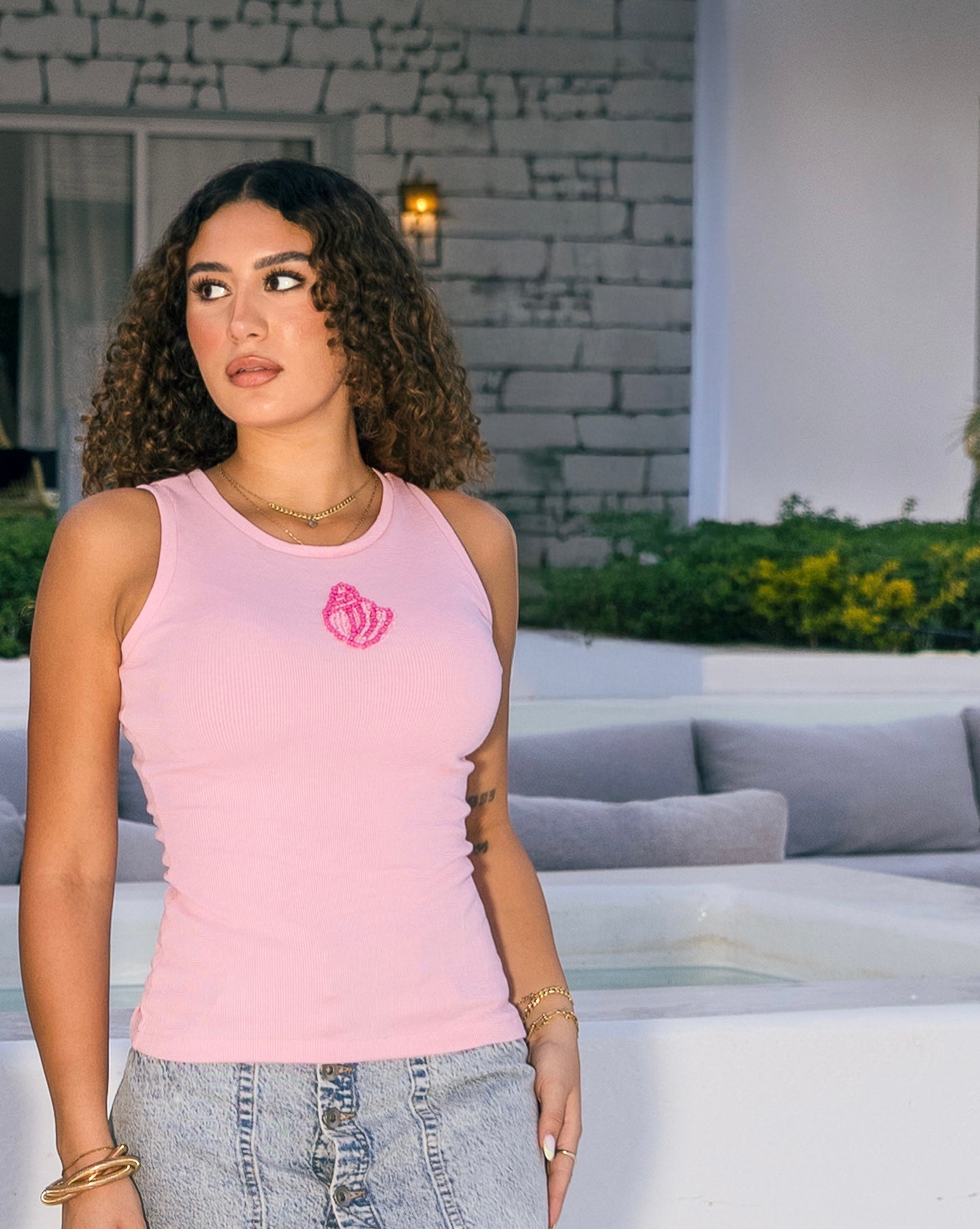 Blushing shell top