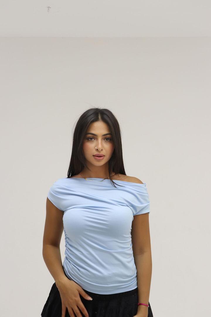 Summer shoulder top