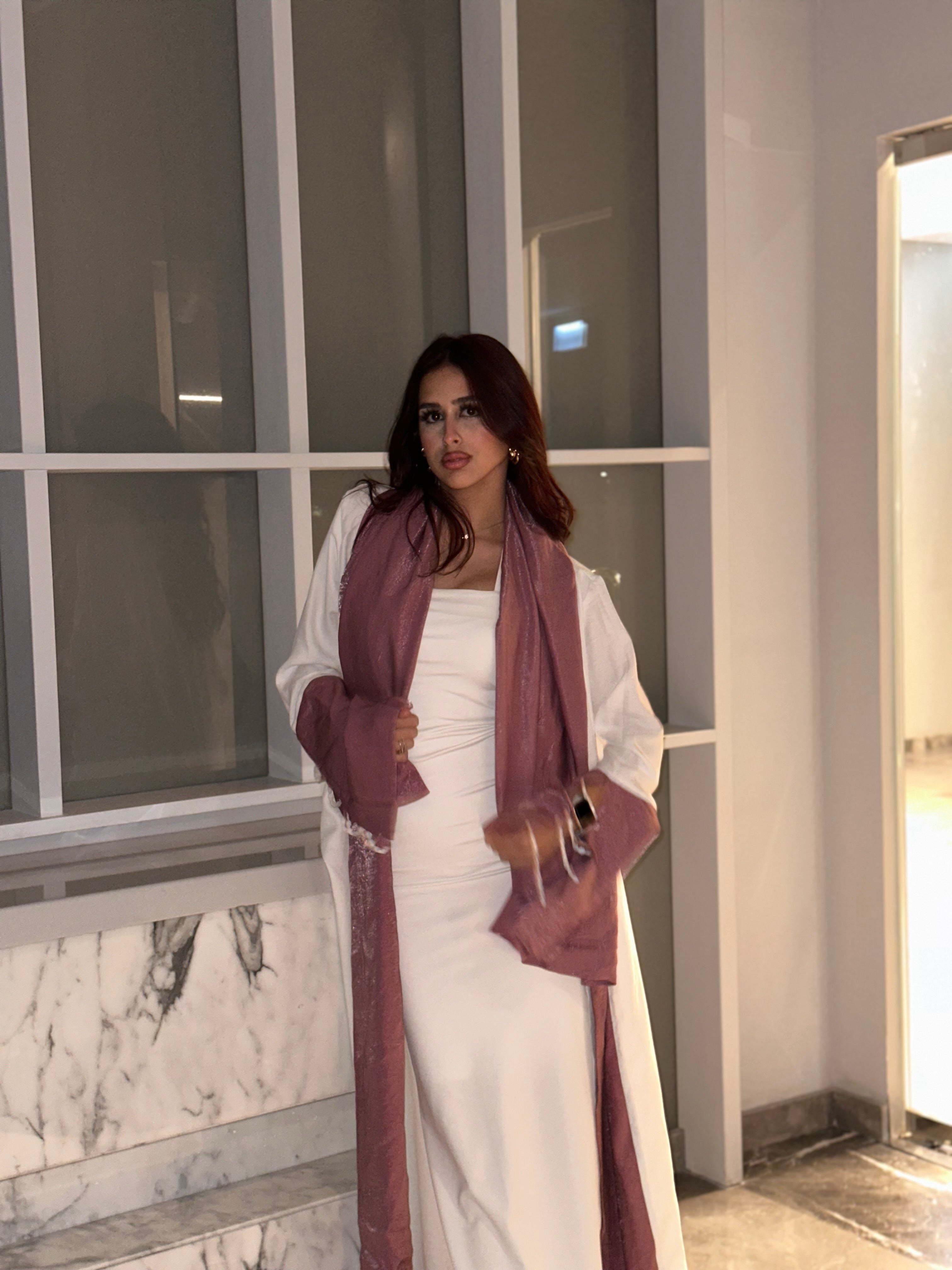 Scarf-attached kaftan